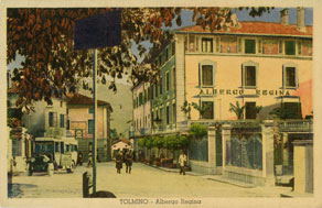 Južno krilo Coroninijevega dvorca v Tolminu je leta 1925 kupil veletrgovec z vinom Josip Zuodar in ga namenil gostinski dejavnosti; do konca druge svetovne vojne je tu deloval hotel Regina. (Arhiv Tolminskega muzeja)