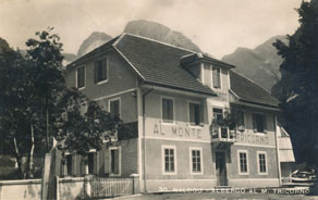 Življenje v neposredni bližini meje je prinašalo prebivalcem kup sitnosti, a tudi koristi. Gostilničar Josip Zorč iz Trente je npr. z denarjem od prodaje zemljišča za gradnjo velike italijanske vojašnice po letu 1930 zgradil povsem nov stanovanjsko-gostinski objekt. (Zbirka PANG)