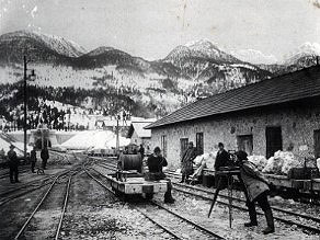 Geometri pred severnim portalom Bohinjskega predora Geometri pred severnim portalom Bohinjskega predora