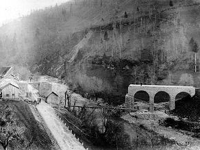 Gradnja viadukta Bača II decembra 1904 Gradnja viadukta Bača II decembra 1904
