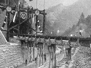 Južni portal Bohinjskega predora na dan prebitja 31. maja 1904 Južni portal Bohinjskega predora na dan prebitja 31. maja 1904