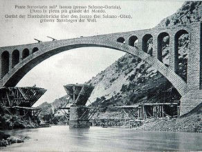 Razglednica Solkanskega mostu, dograjenega spomladi 1905 Razglednica Solkanskega mostu, dograjenega spomladi 1905