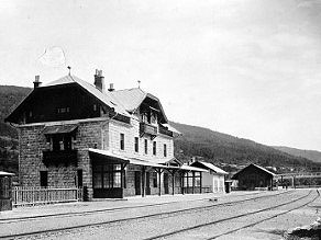 The main station building at Kanal whith the empty vacant area in the background. The main station building at Kanal whith the empty vacant area in the background.